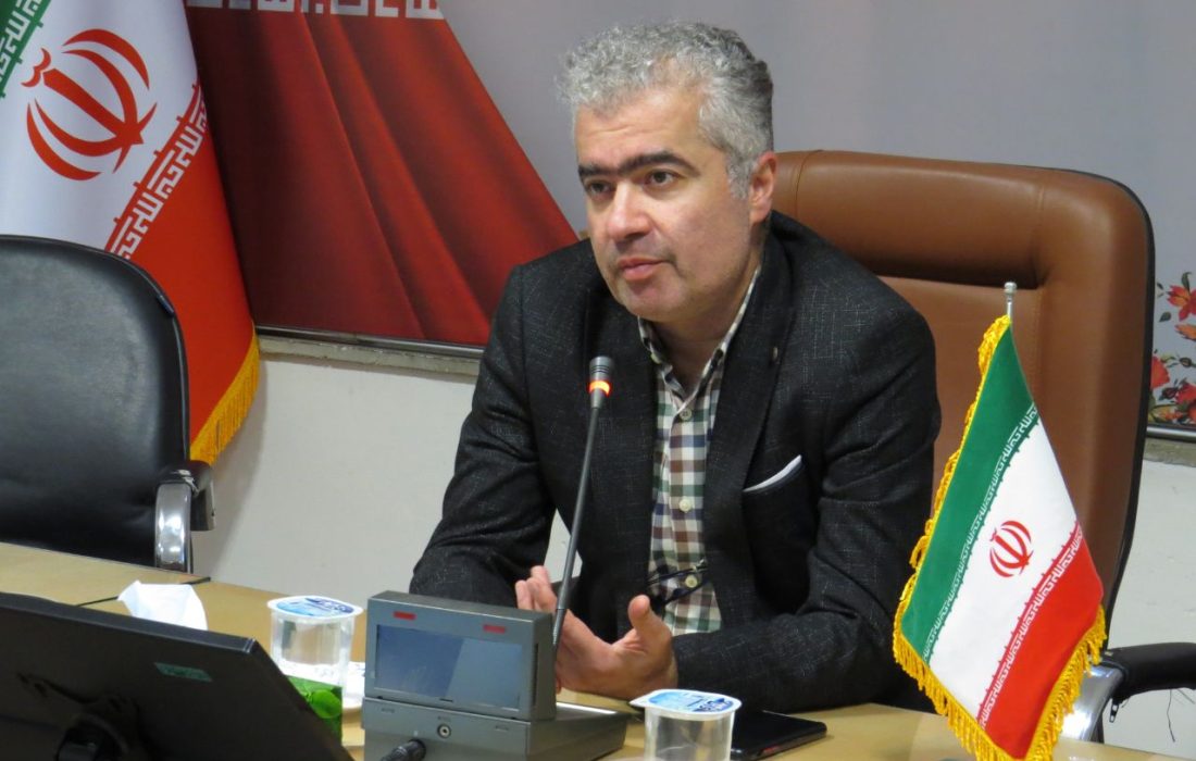 معاون بهداشتی دانشگاه همزمان با فرارسیدن عید قربان تاکید کرد: ذبح غیرقانونی و خرید دام‌ها از مراکز غیرمجاز می‌تواند منجر به بروز و شیوع تب کریمه‌کنگو شود