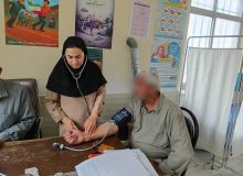 همزمان با هفته ملی سلامت؛ ویزیت رایگان و غربالگری سلامت در روستای علی‌آباد بالا