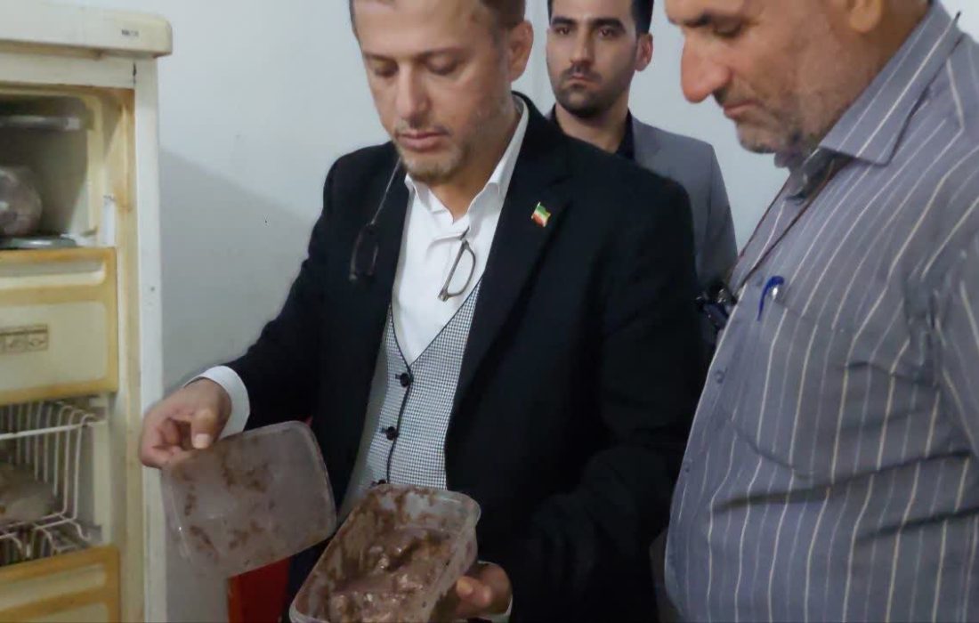 نصیری لاکه، معاون برنامهریزی فرمانداری رودبار: تشدید نظارت بر بازار شهرستان رودبار ادامه دارد/ پلمپ یک قصابی و یک رستوران متخلف