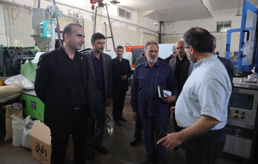 پیگیری میدانی مدیرعامل سازمان به همراه بازرس كل استان جهت رفع موانع واحدهای تولیدی
