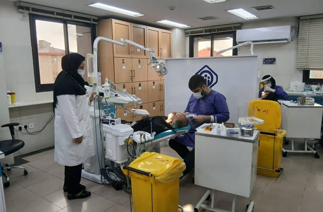 گیلان در جمع استانهای برتر کشور در خدمات دندانپزشکی تأمین اجتماعی؛ ارائه ۳۹هزار خدمت دندانپزشکی به حدود ۳۰ هزار نفر از بیمه شدگان در بهار ۱۴۰۵