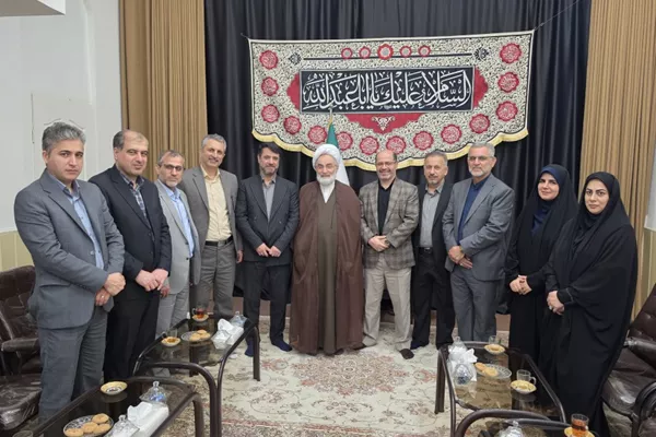 در دیدار مدیرکل امور مالیاتی گیلان با نماینده ولیفقیه در استان مطرح شد آیتالله فلاحتی: هوشمندسازی نظام مالیاتی همراه با عدالت و راستیآزمایی دنبال شود