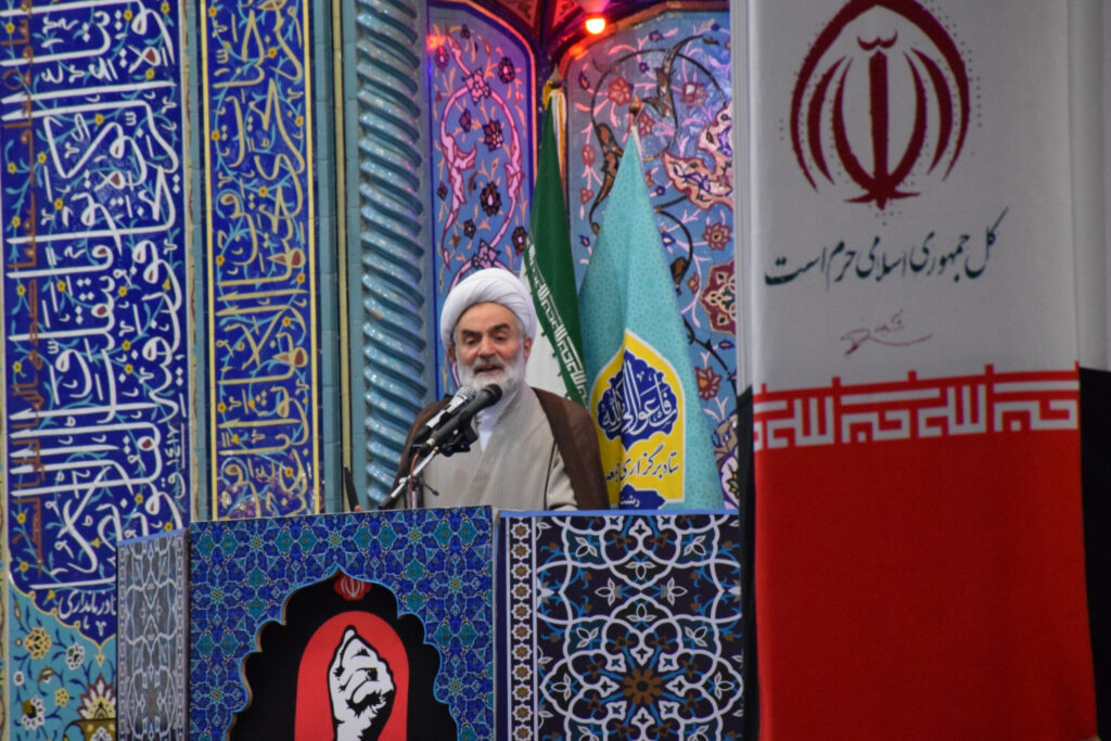 مردم اینبار در برابر توطئه داخلی منتظر نیروهای مسلح نخواهند ماند | دشمن میخواهد ایران را با برادران مسلمان در منطقه درگیر کند